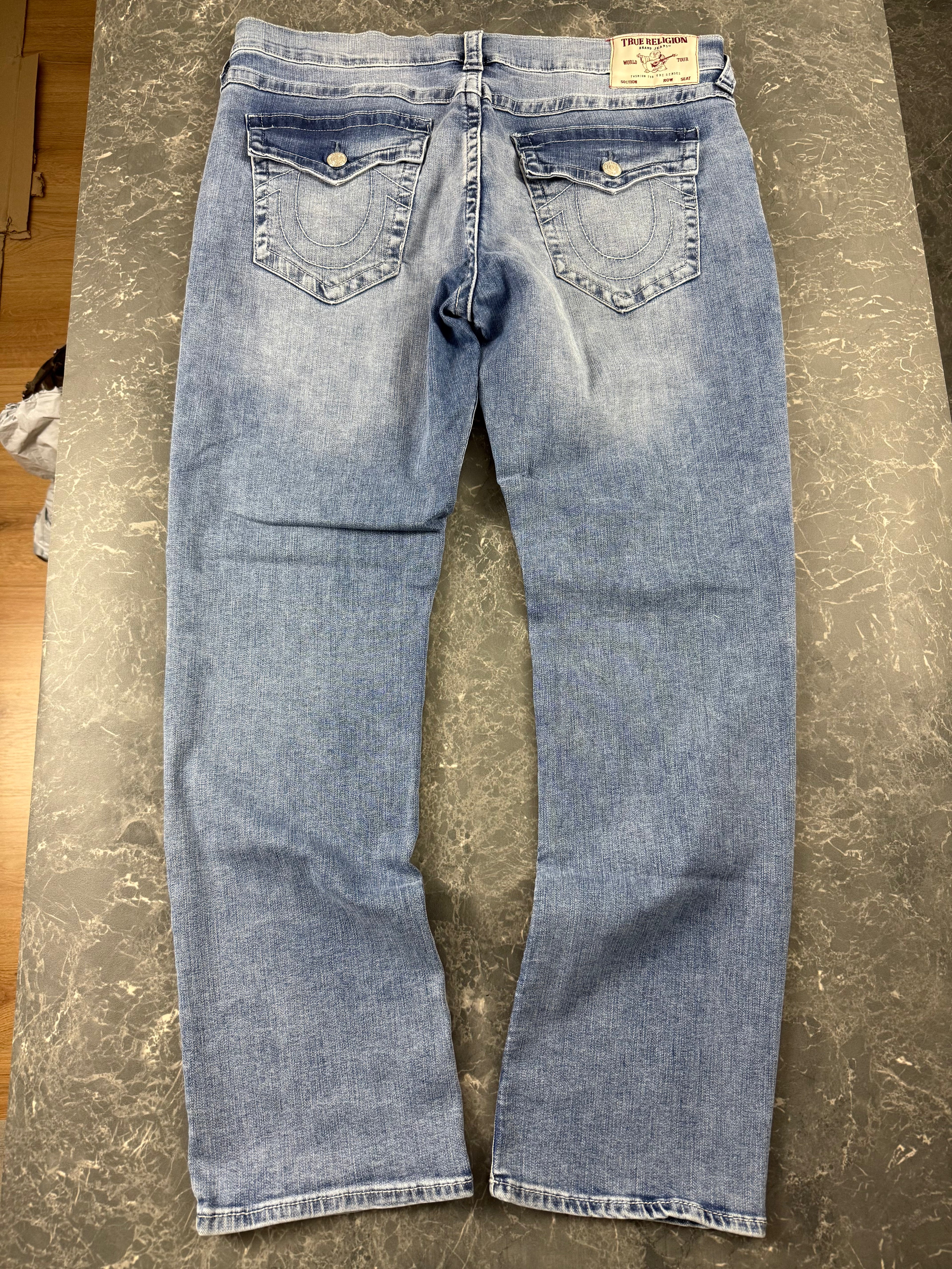 True Religion jeans (L)