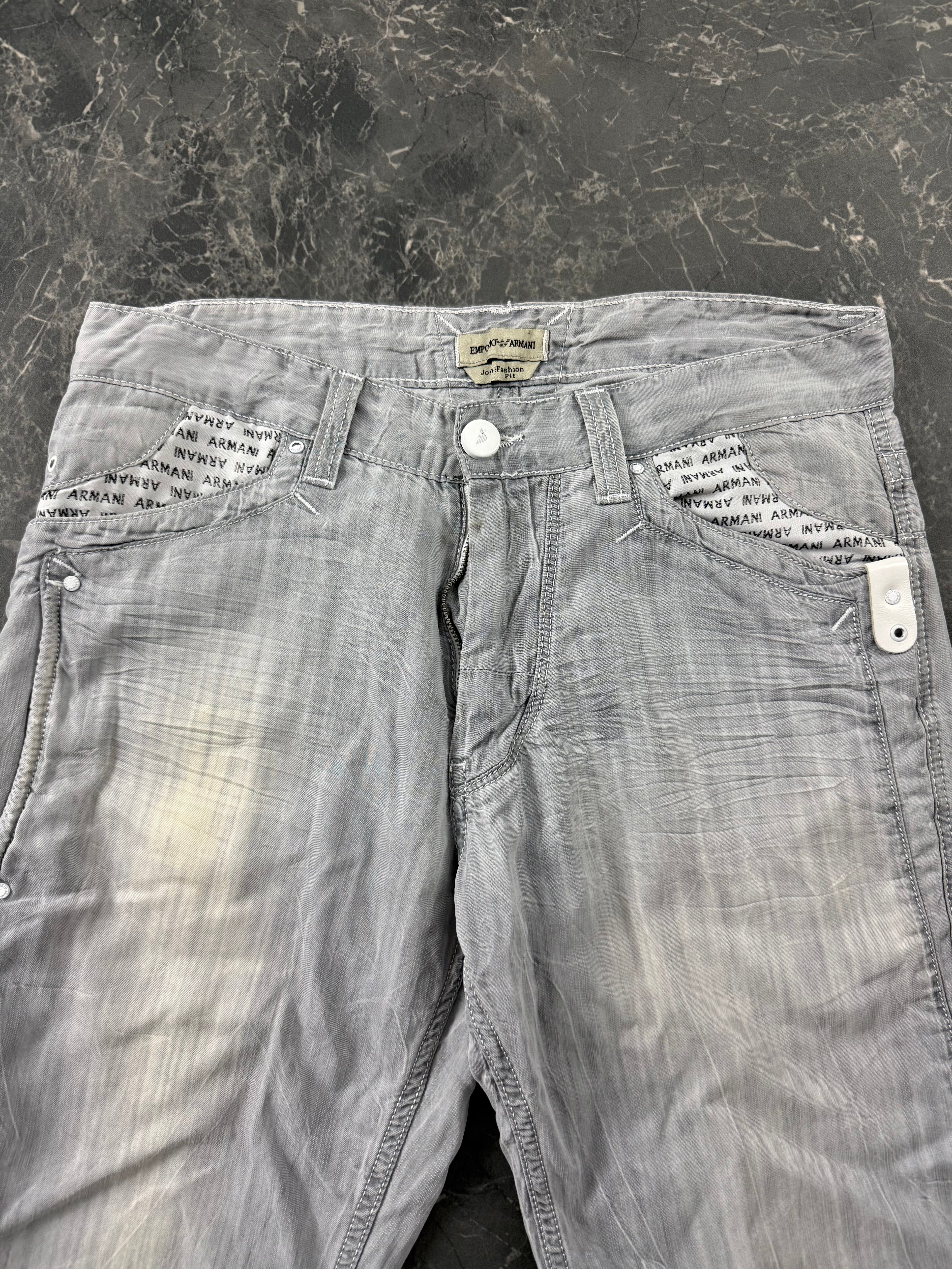 Armani Jeans (M)